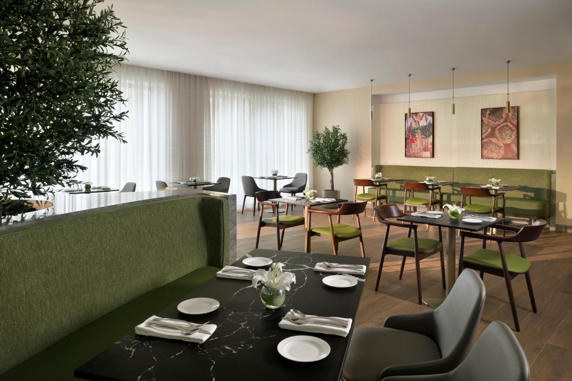 Al Ahsa Intercontinental By Ihg Hotel Ал Ахса Екстериор снимка